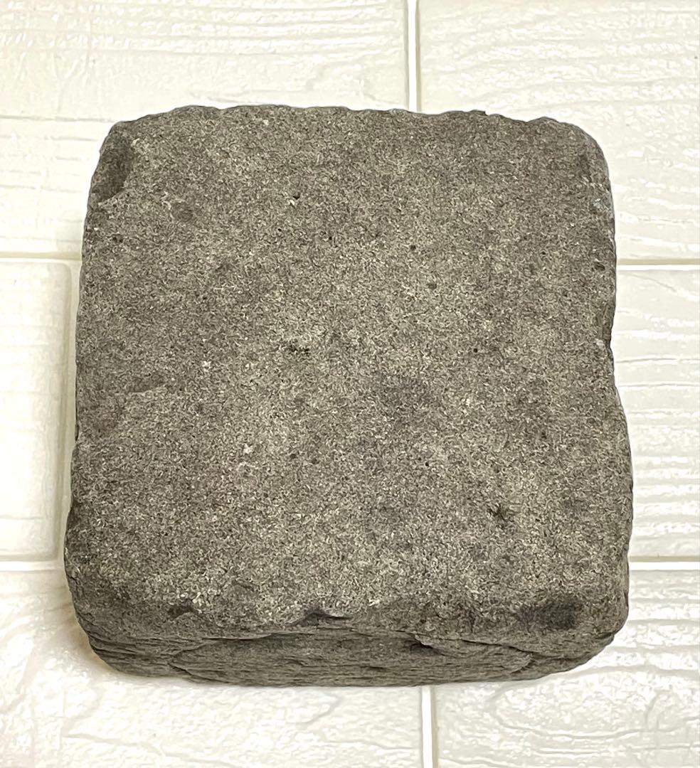 ◎宝篋印塔 塔身 月輪彫 種子摩耗 検:泥塔 五輪塔 仏教美術