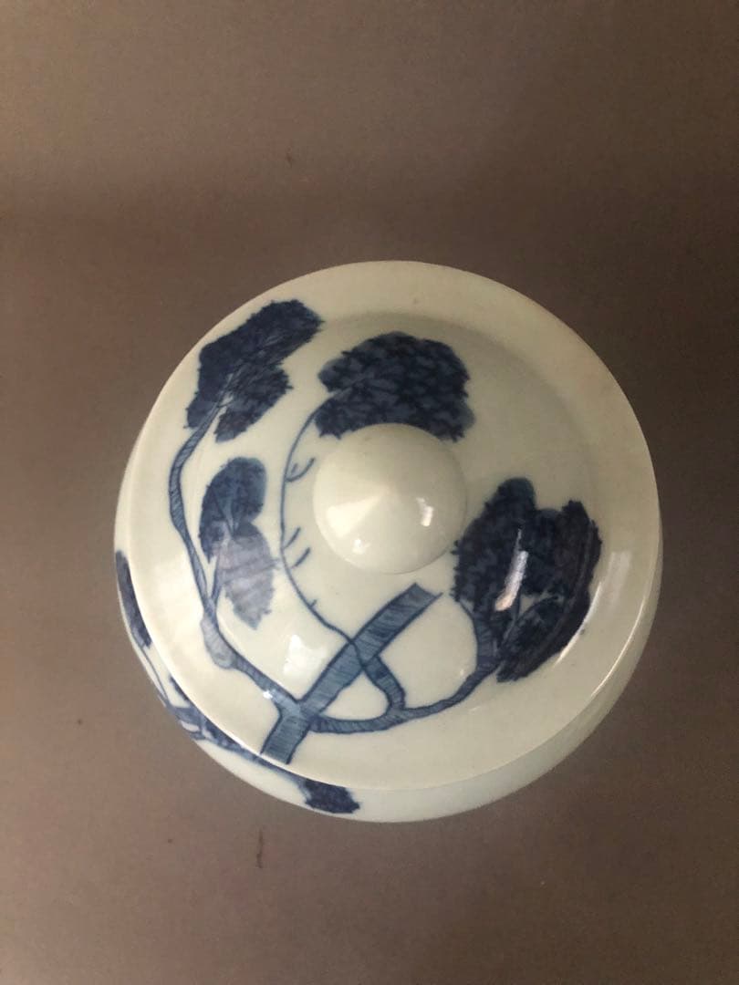 中国骨董　古美術　青花人物紋　蓋付壷