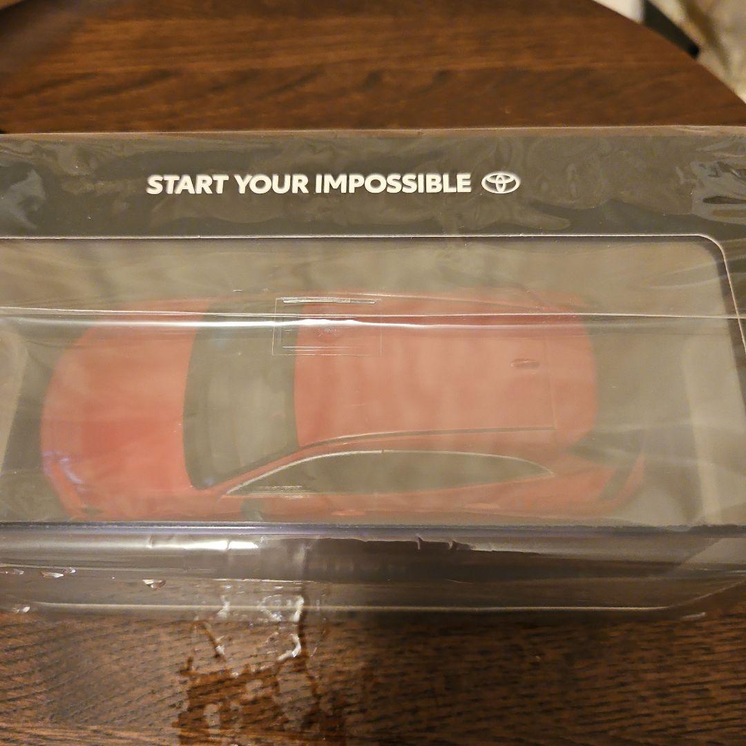 トヨタ CROWN SPORT1/30 ミニカー エモーショナルレッド