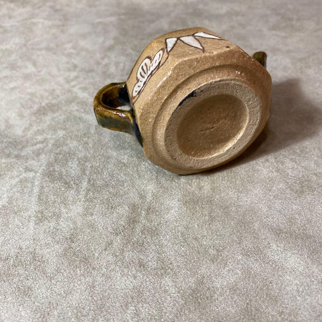 織部書道水差し、水滴