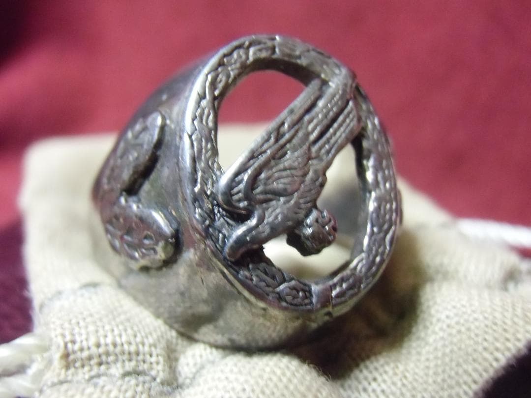 ＢＷドイツ軍/連邦軍＊降下猟兵＊カフスボタン＋リング＋記念皿＋５バッジ（実物）