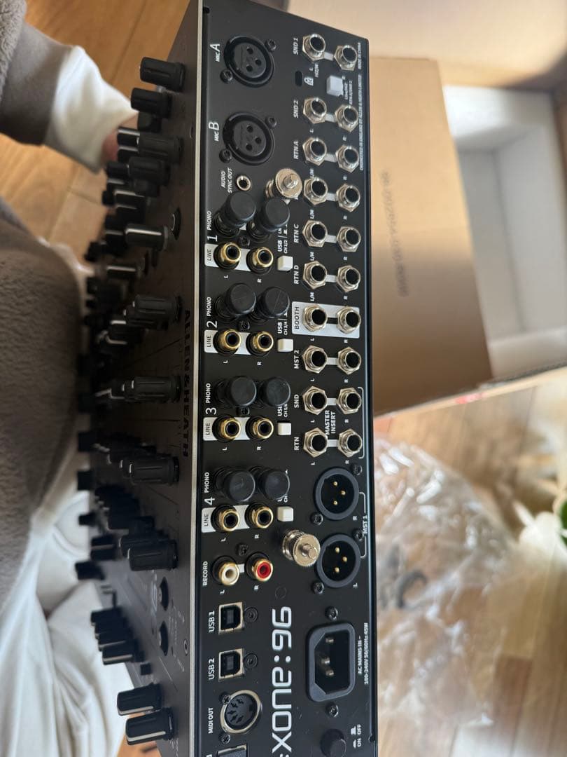 hir ALLEN&HEATH XONE:96 アナログミキサー