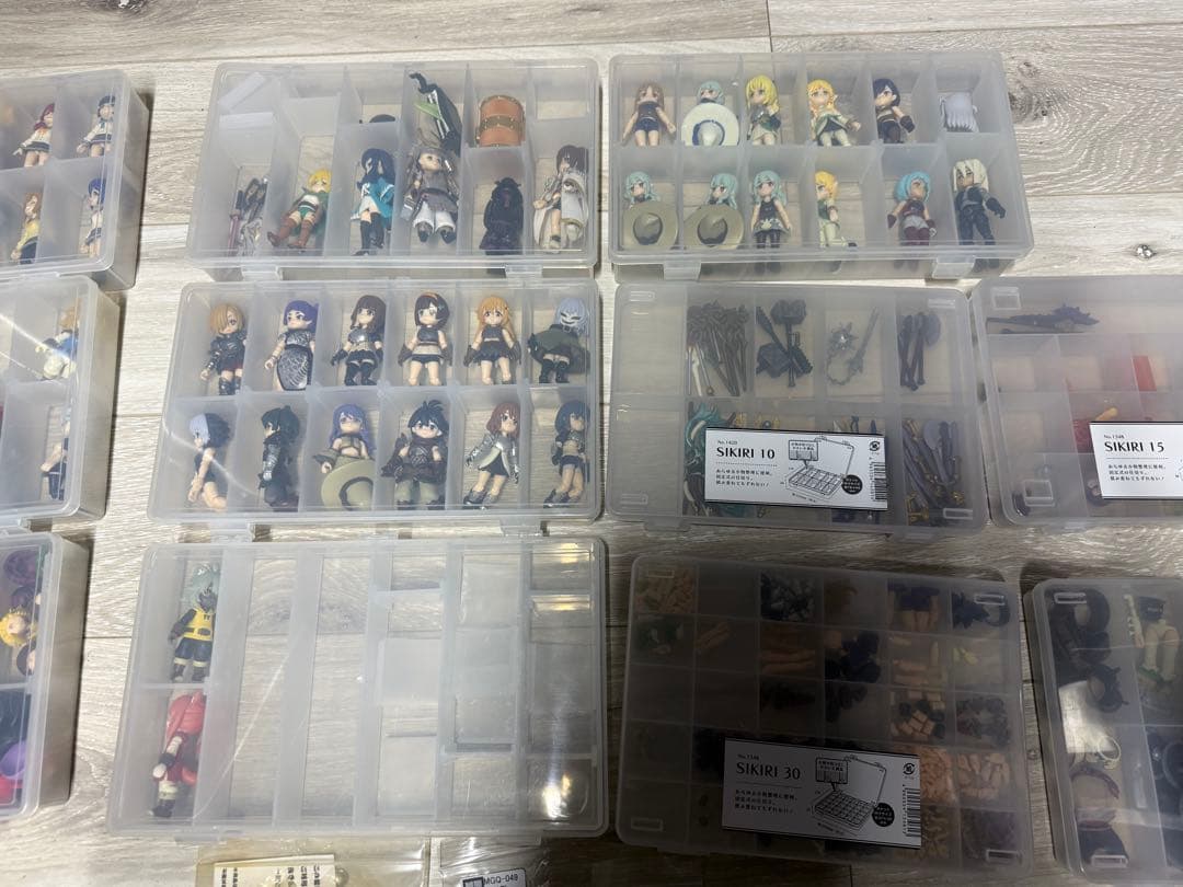 ガシャポンクエスト大量　引退品　最終値下げ