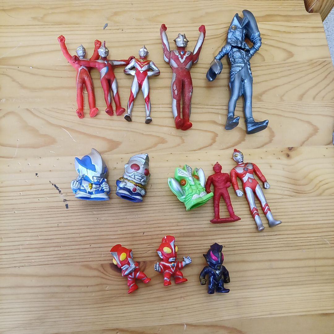 ウルトラマン　フィギュア　13個セット