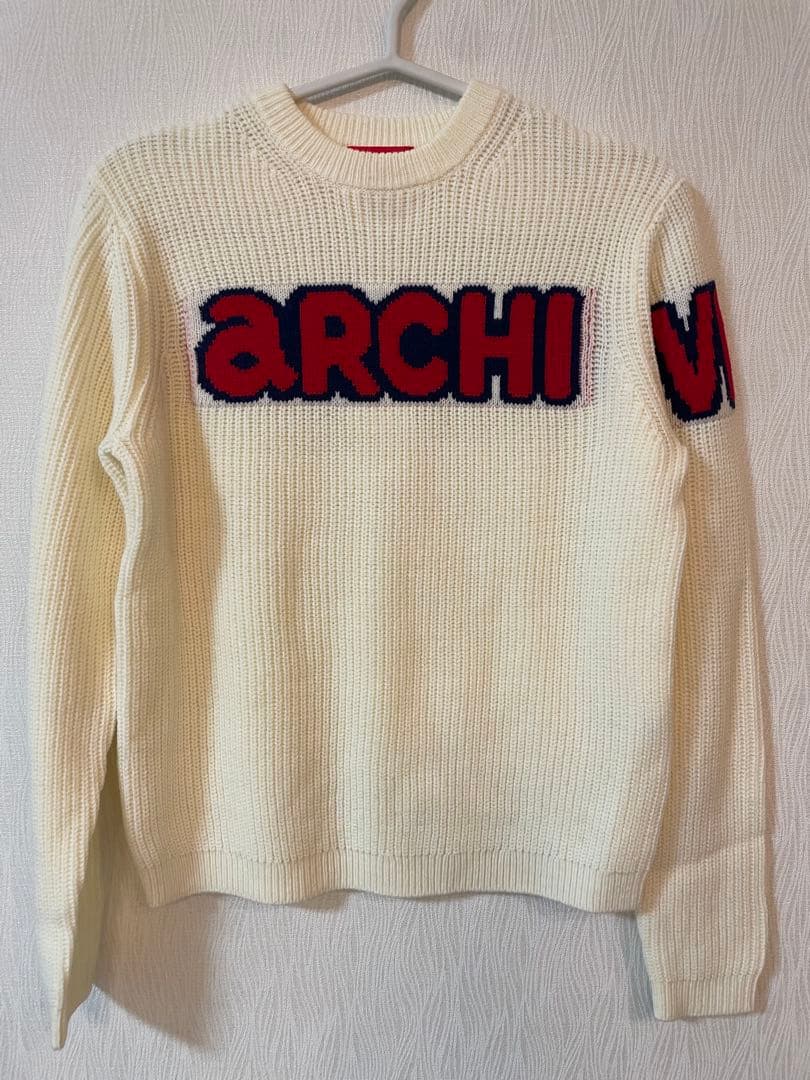 archivio ロゴ入りクリームセーター