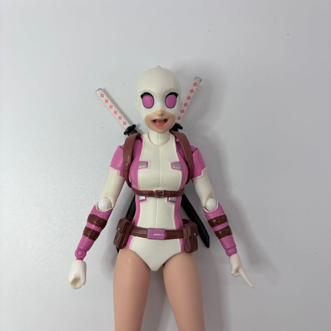 MAFEX マフェックス グウェンプール