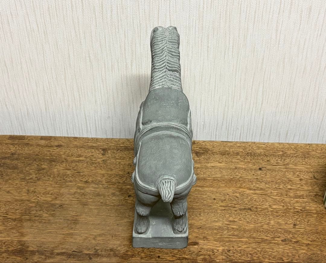 馬の彫刻 石材製