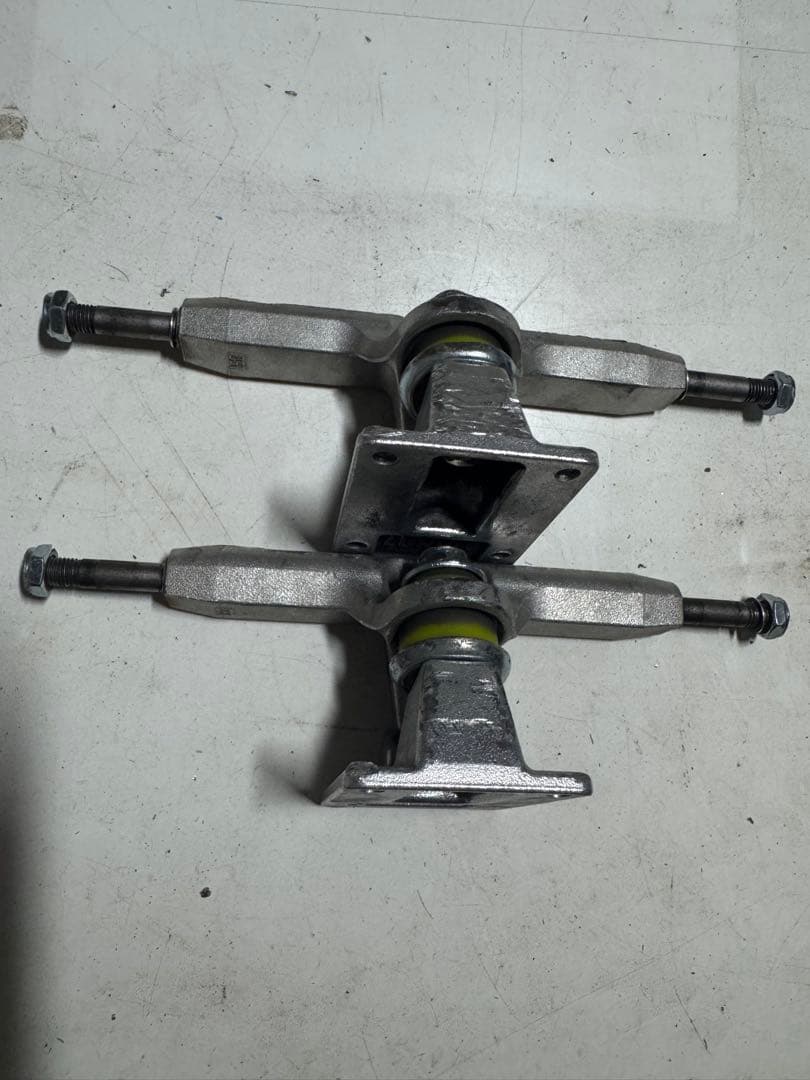 LURPIV TRUCK ラーピヴ トラック HOLLOW 150