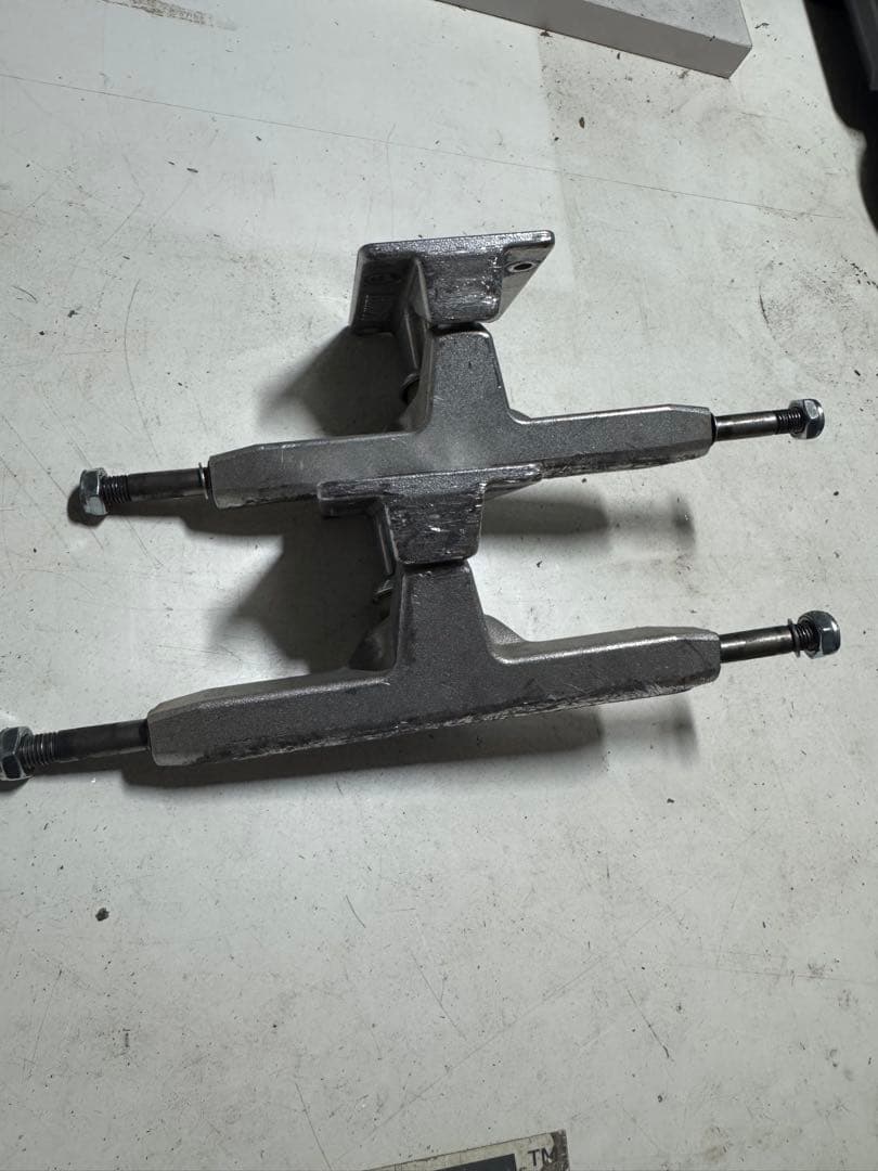 LURPIV TRUCK ラーピヴ トラック HOLLOW 150