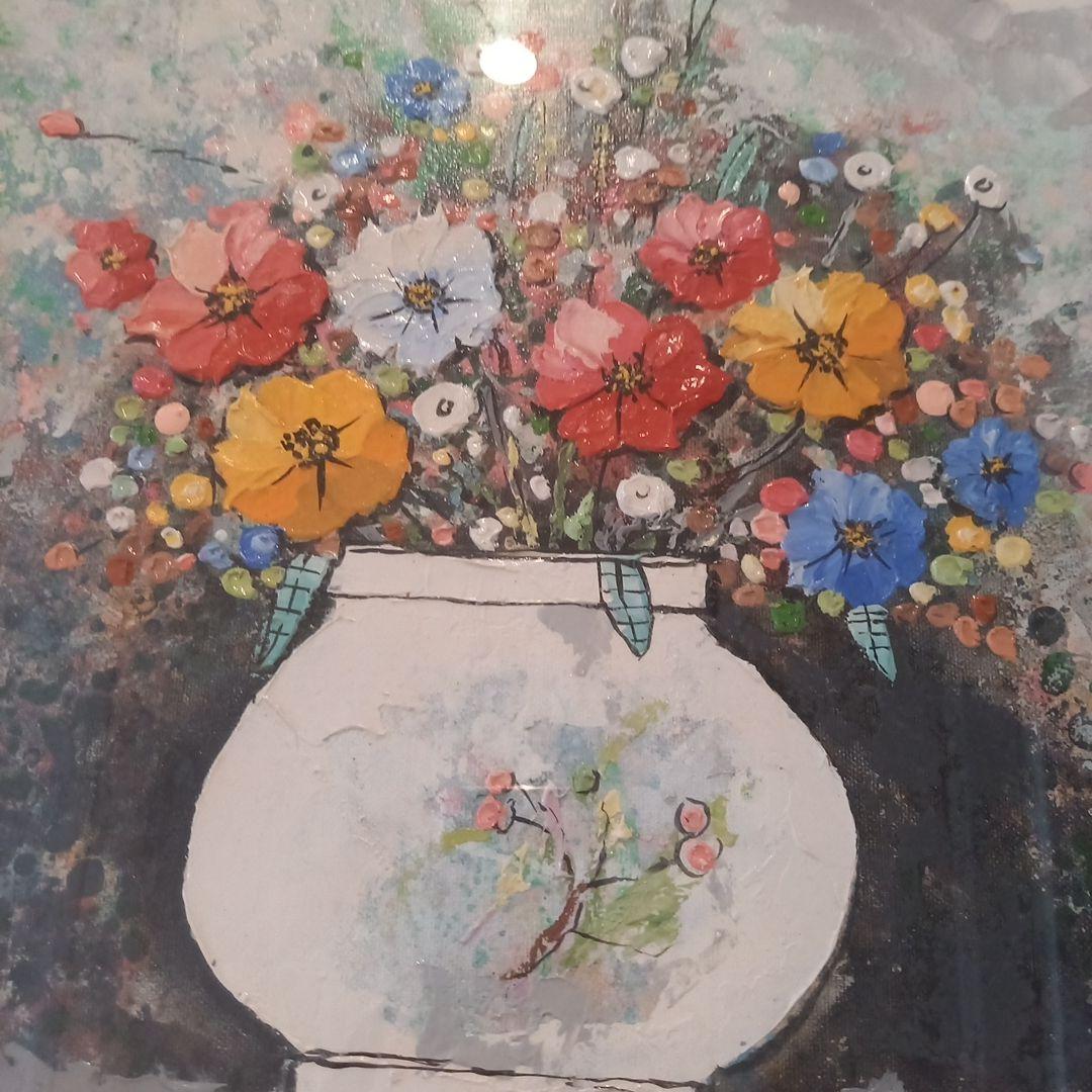 花瓶と花と豪華額縁付き