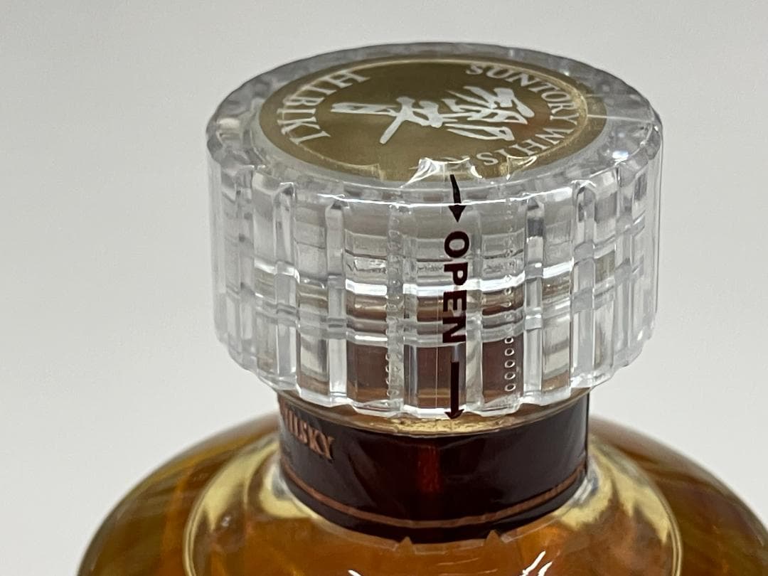 カ*ル様 響 Hibiki 12年 サントリーウイスキー180ml 新品未開封