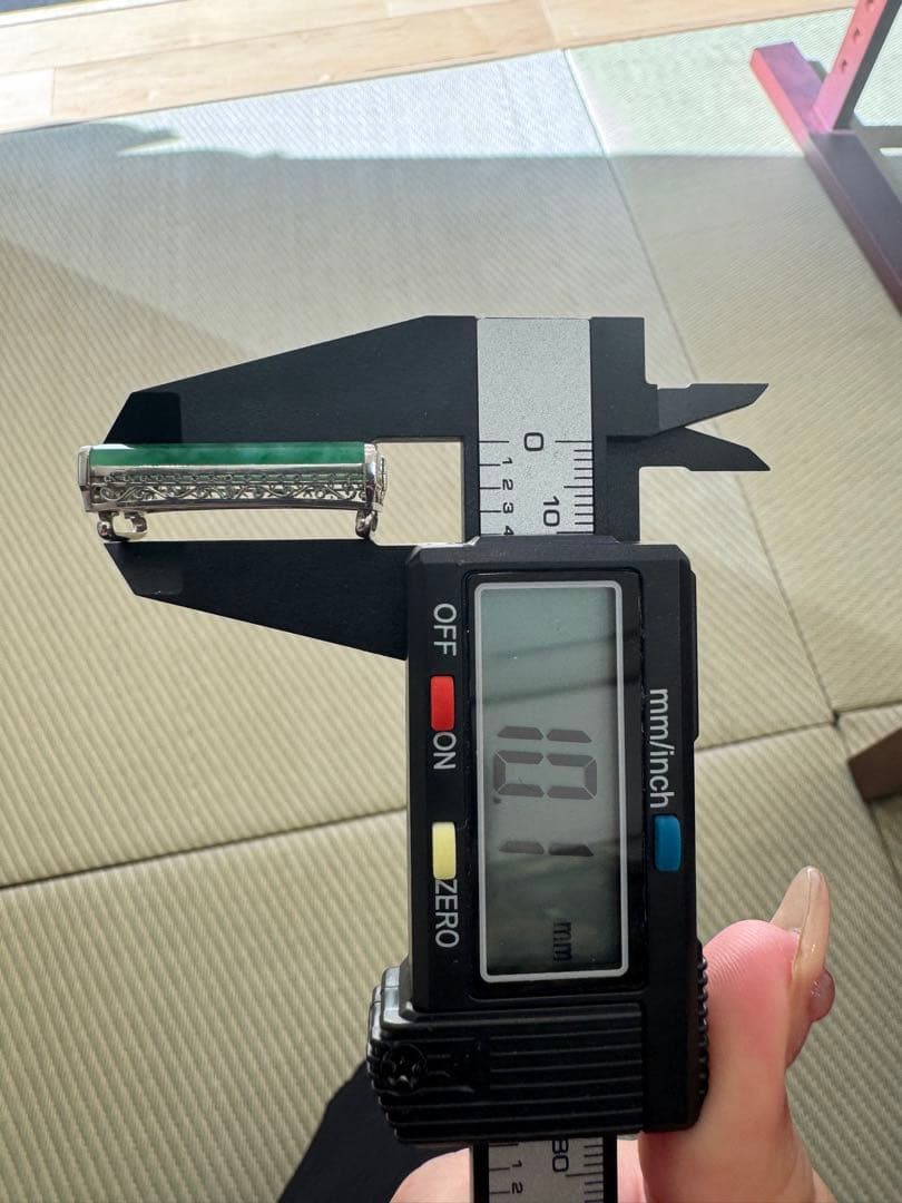 PT850 翡翠彫刻帯留め　総重量11g