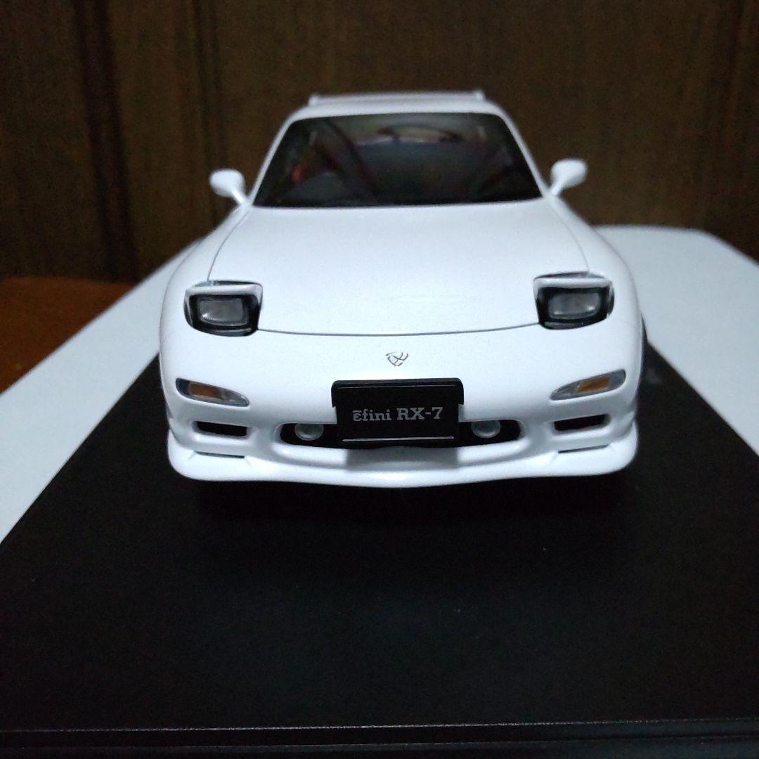 マツダ RX-7 FD3S チューンドバージョン 1/18 オートアート