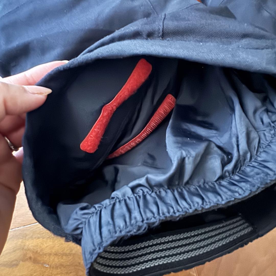 Burton キッズ雪山あそび用 スノーボード/スキーウェア 110cm｜美品