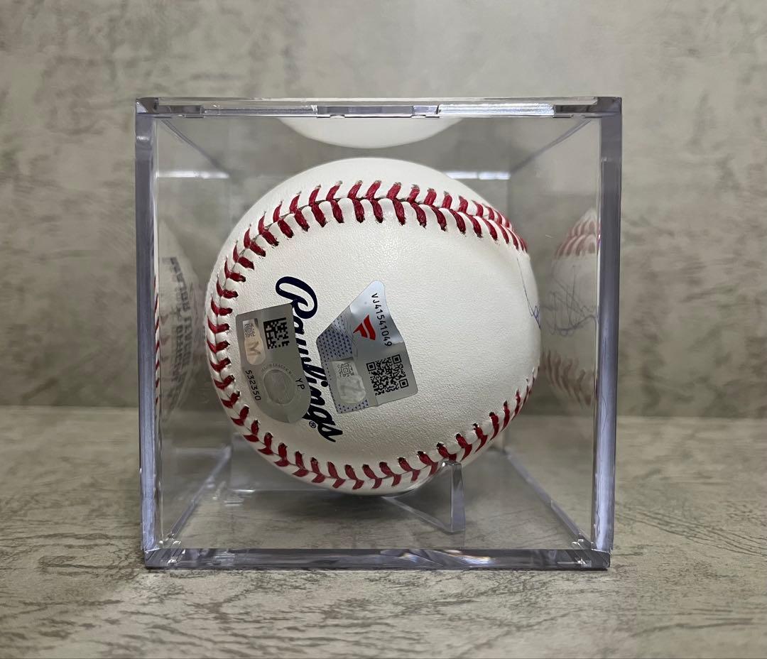 イチロー選手　ＭＬＢ殿堂入記念　直筆サイン入りボール（topps製カード１枚付）