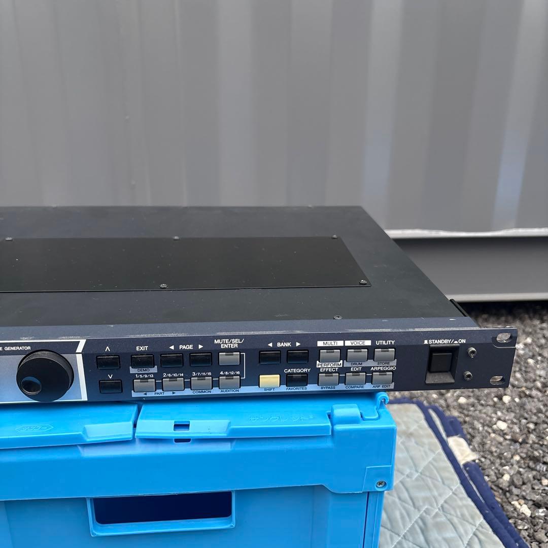 カ*ん様 YAMAHA motif-rack ES 本体