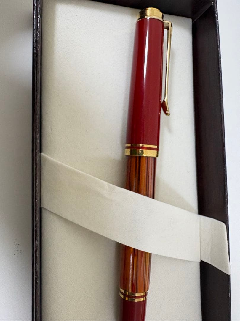 Pelikan M600万年筆 トータスシェルレッド(限定色)