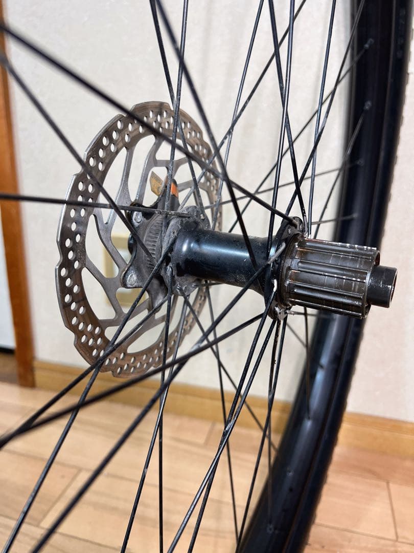 マキシス ミニオン DHF タイヤとシマノ WTB ST i30