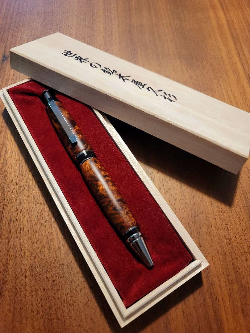 ✨️希少品　工房ヤマダ 屋久杉極上黒泡瘤 ボールペン