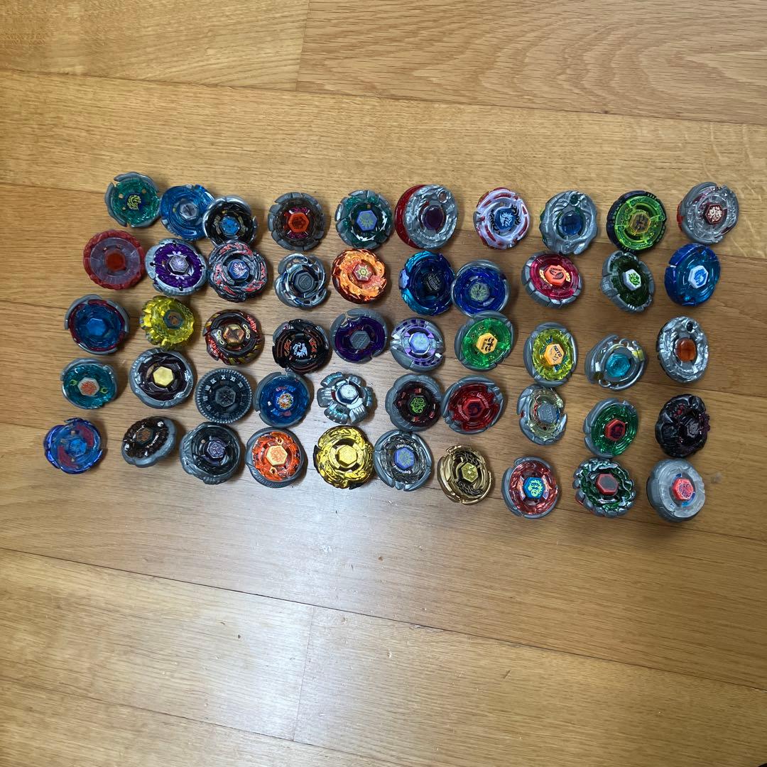 ベイブレード　50個まとめうり