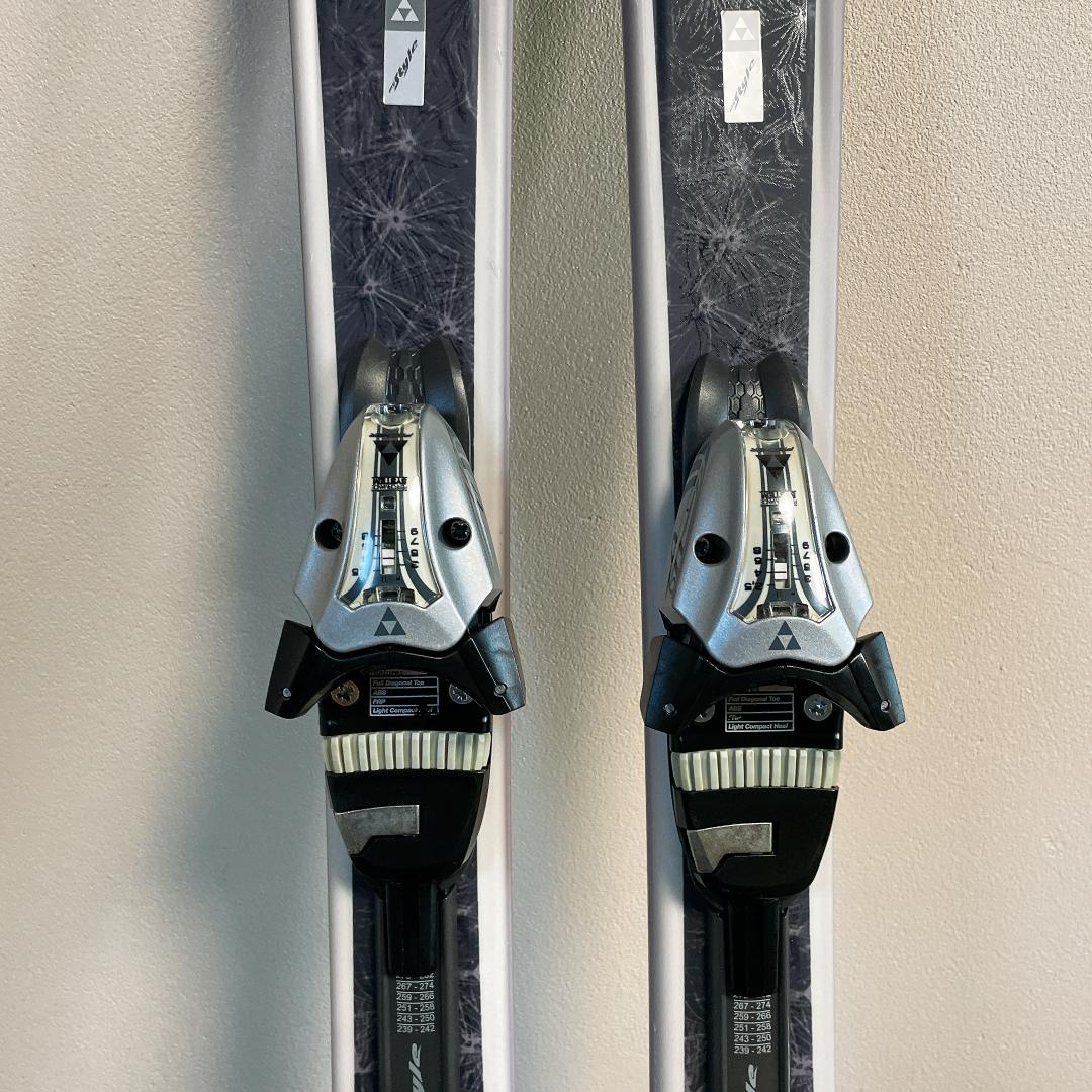 フィッシャー Exhale 145cm 初中級向け レディース スキーセット