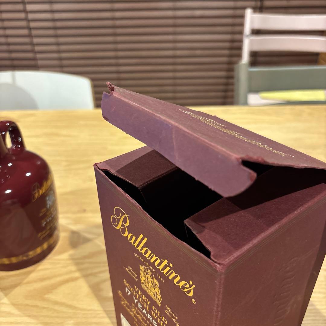 Ballantine’s（バランタイン）　17年　スコッチウィスキー　記念モデル