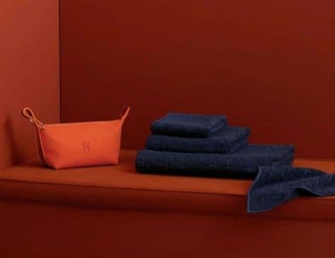 プレゼント最適♦即発注♦エルメス 定番カレ・タオル 《ステアーズ》