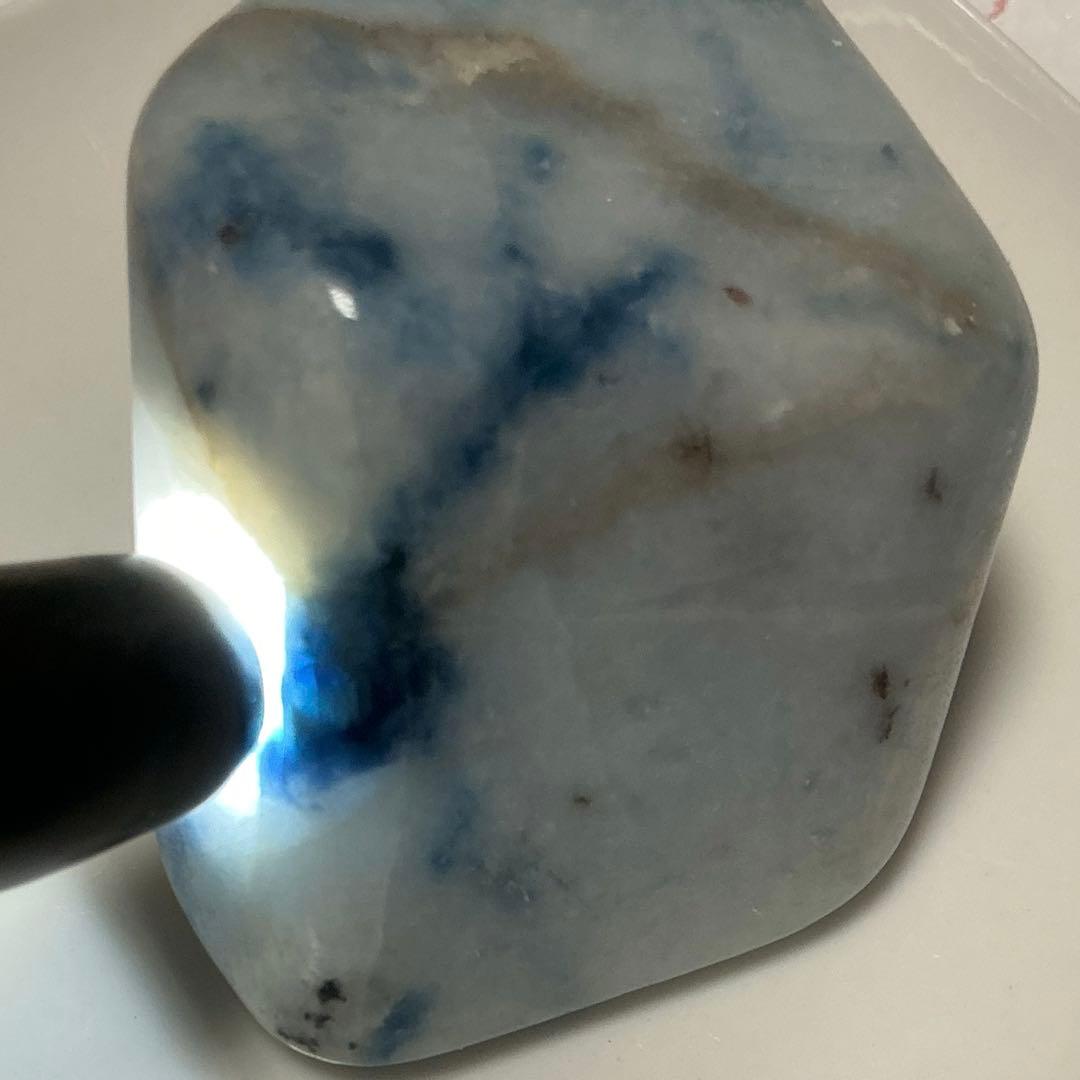 コン沢翡翠　原石　148.5g（139）