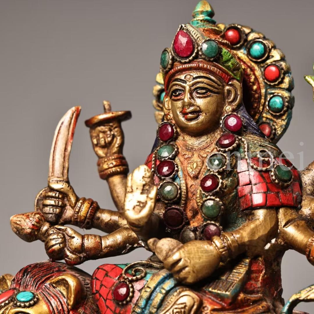 旧藏・ネパール仏教美術・六臂騎獅護法神像・宝石装飾・彩色描金・純銅製・仏像・風水