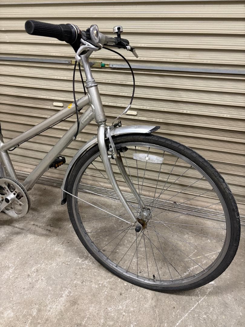 廃盤 無印良品 クロスバイク 700×38C アルミ シマノ6段 シルバー