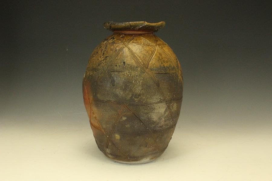 備前焼 かご目壷 陶蔵 箱入 527