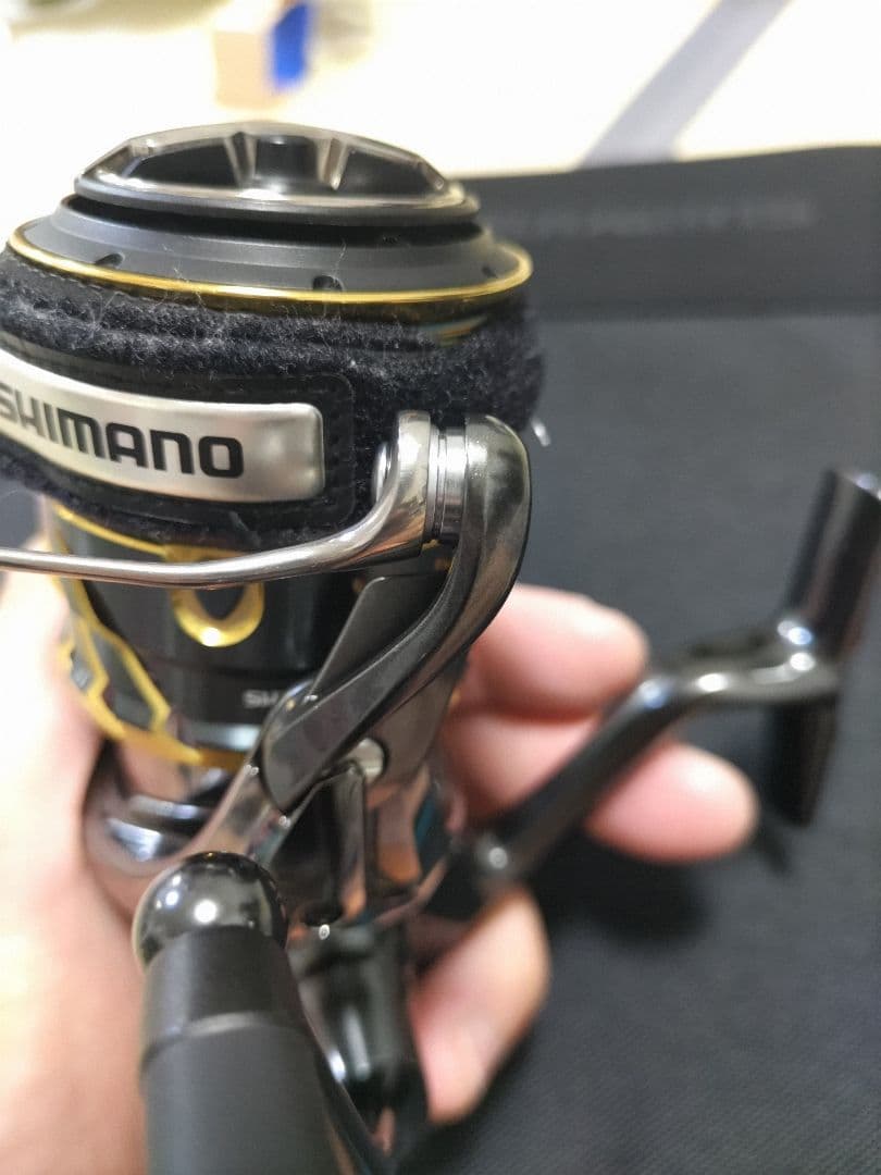 ＧＷまで出品。 美品！ 20ツインパワー4000XG C5000XGスプール付き