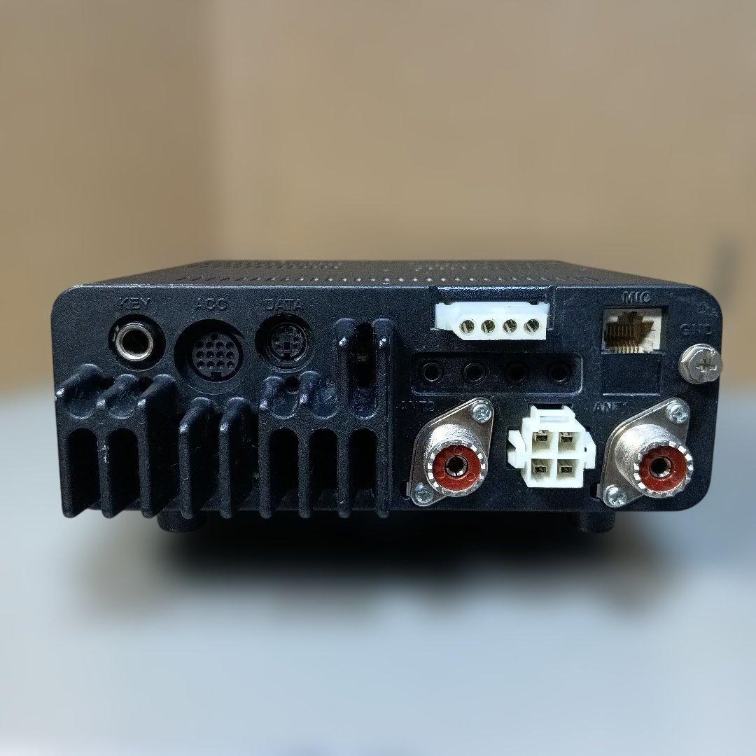 d*4様 アイコム　IC-7000 トランシーバー　100W機 　本体のみ　ジャ