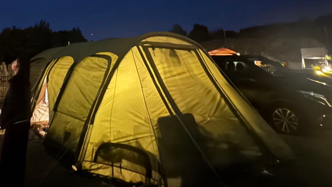 カマボコテント3 オプション品充実　寝室とリビングに分かれています