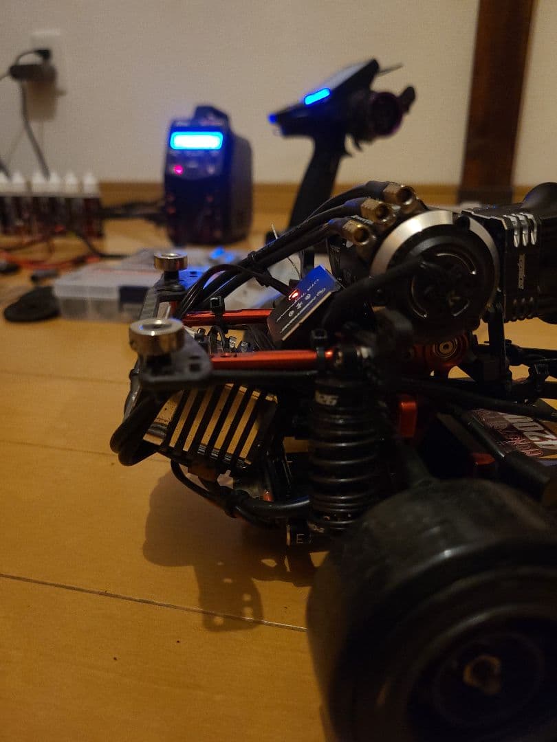 ドリフト　ラジコン　レーブd mc1 ホビーウィング、YOKOMO フタバ