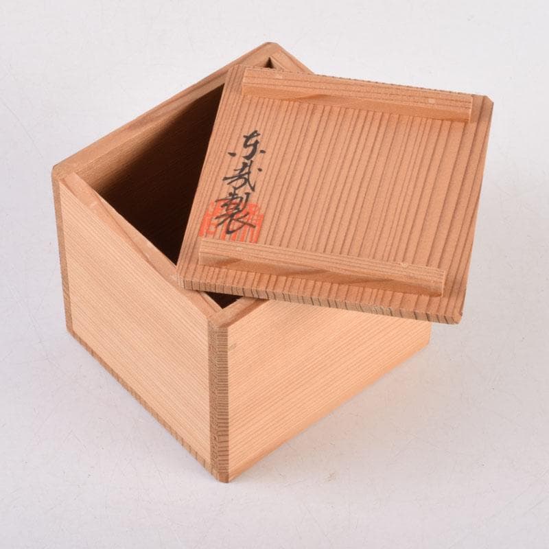 茶道具　京焼　東哉製　色絵　抱兎香合　共箱　V　8461