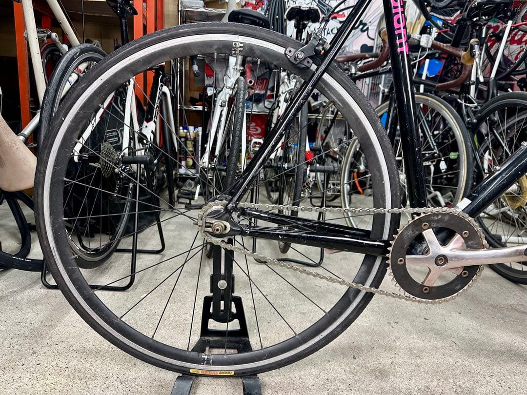 GIANT Fixer ピスト基本分解発送送料無料！完成車配送等ご相談ください！