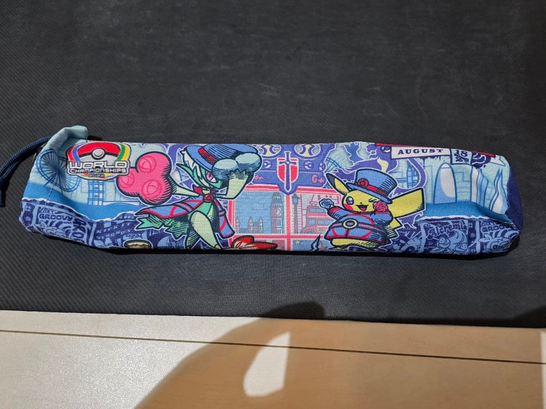 ポケモン WCS2022 ロンドン プレイマット(ケース、付き)