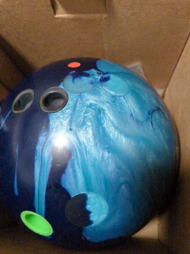 ★希少★【美品】〜VENOM　ブルーコーラル ボウリングボール 15P