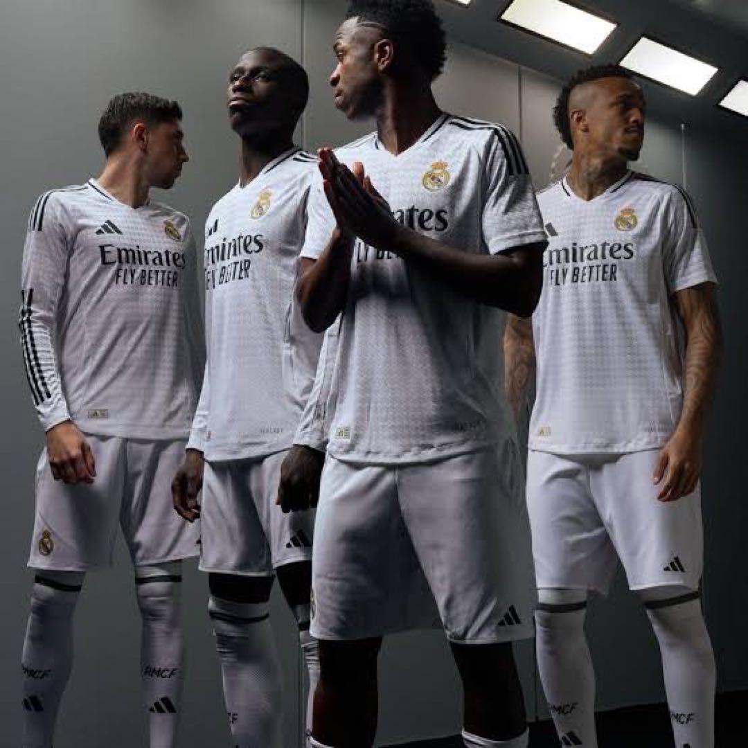 レアルマドリード　2024-2025 モデル　オーセンティック　長袖