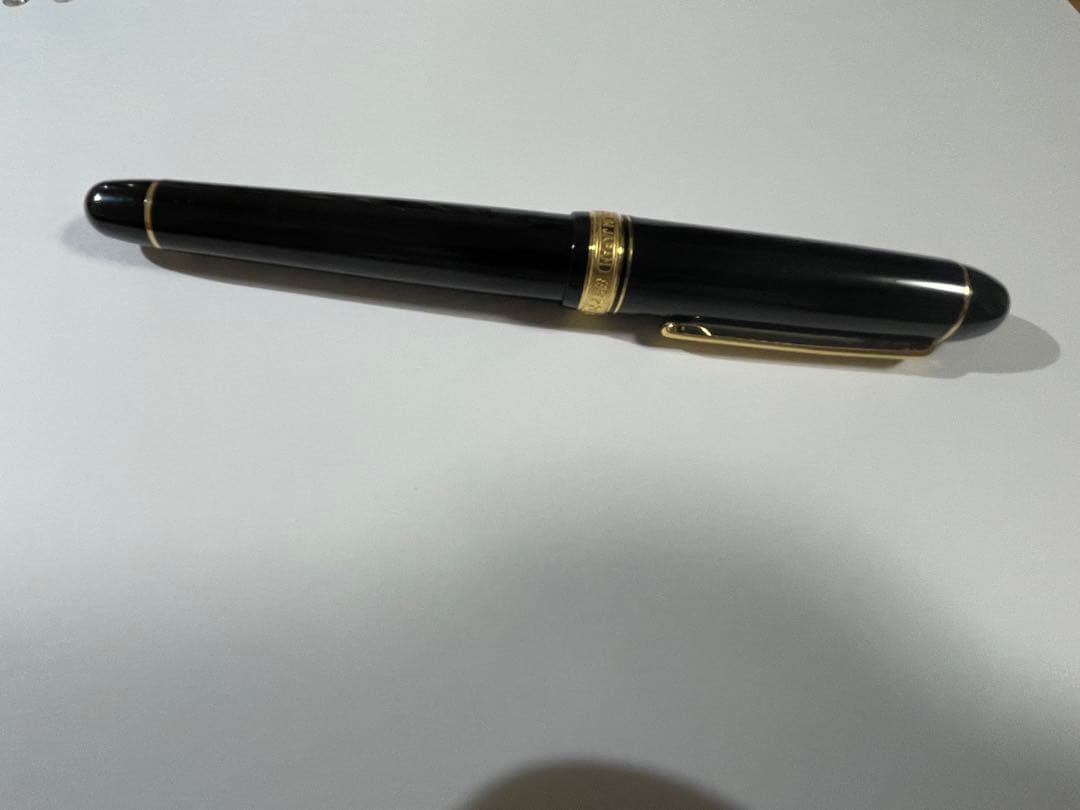 プラチナ万年筆3776センチュリー　字幅M 黒×金