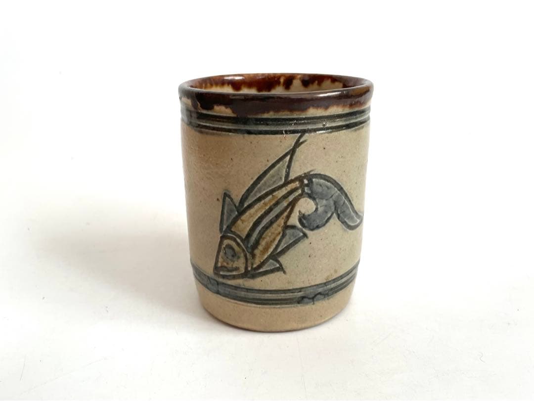 陶芸家　人間国宝　金城次郎　魚文　筆筒　筆入れ　筒花入　コップ　民藝　民芸