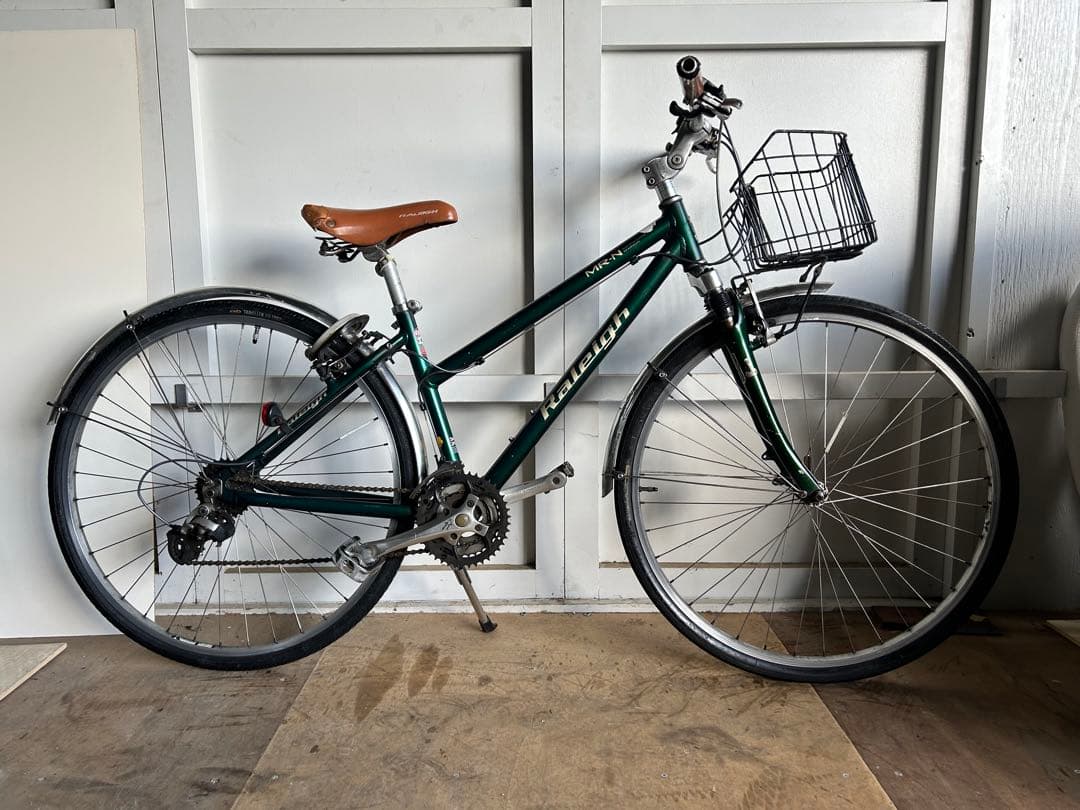 シティサイクル 21段変速 グリーン 前面バスケット付き