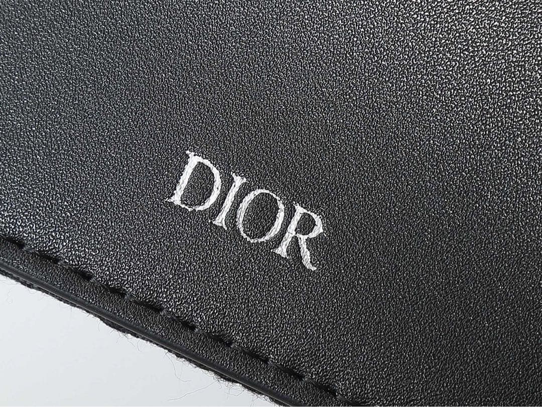 ディオール Dior 二つ折り財布 モノグラム柄