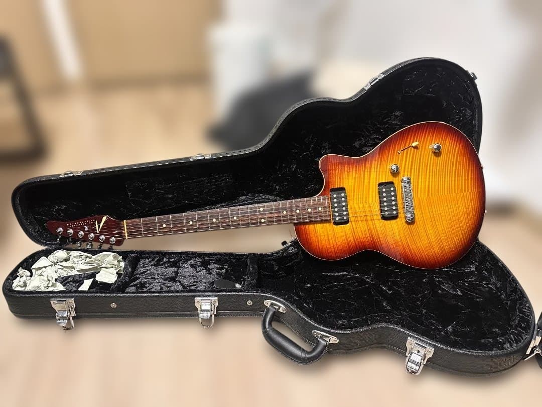 ギター Tom Anderson Atom