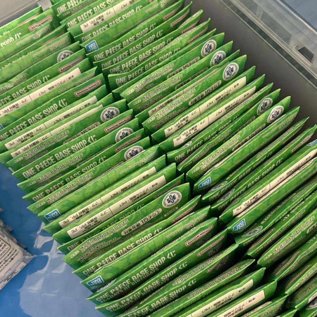 ONEPIECE BASE SHOPくじ アクリルブロックチャーム　未開封20個