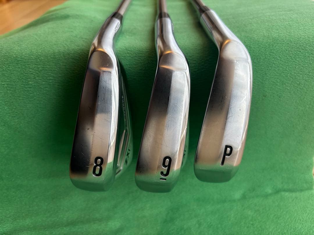 スリクソンzxi5 スチールファイバーi80cw（Ｒ） 6〜PW（5本セット）