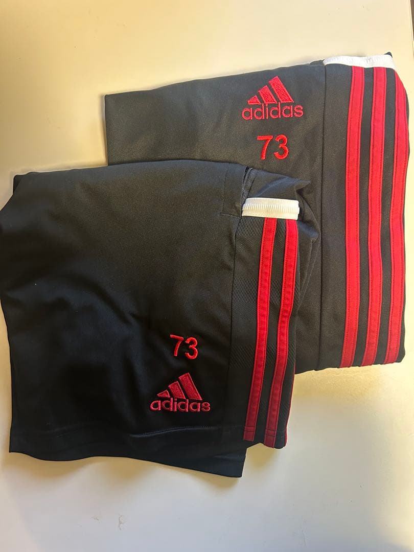 帝京第三　サッカーウェア 73赤2セット➕インナー／スパッツ➕移動着ズボンセット