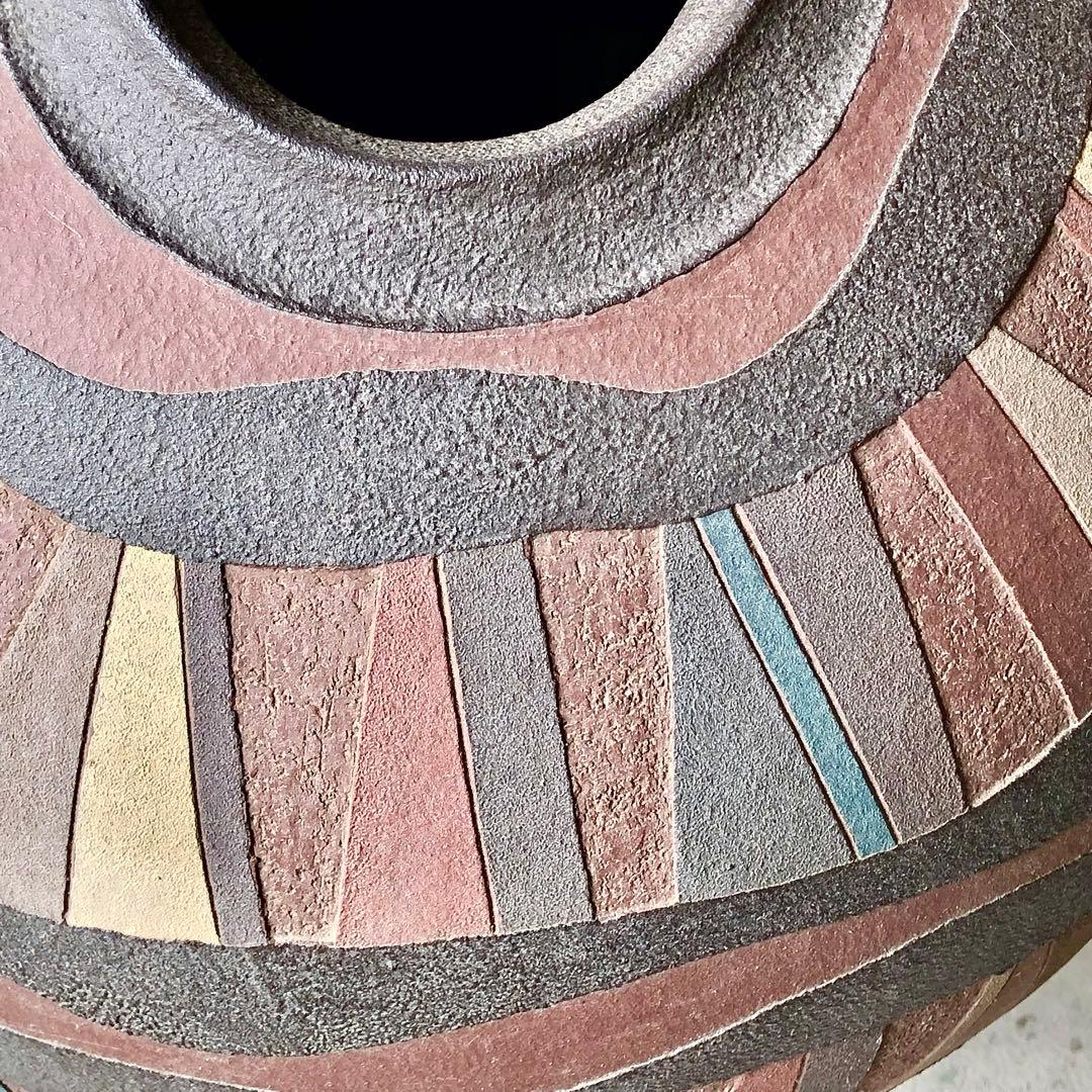 <引き取り限定> 暫定額　でっかい壺　陶器　化粧土