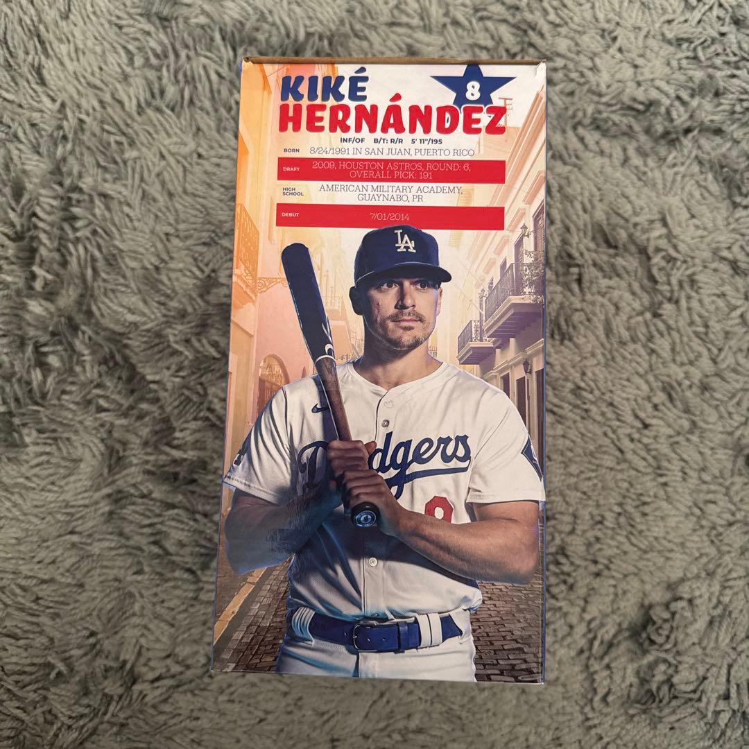 キケヘルナンデス ボブルヘッド